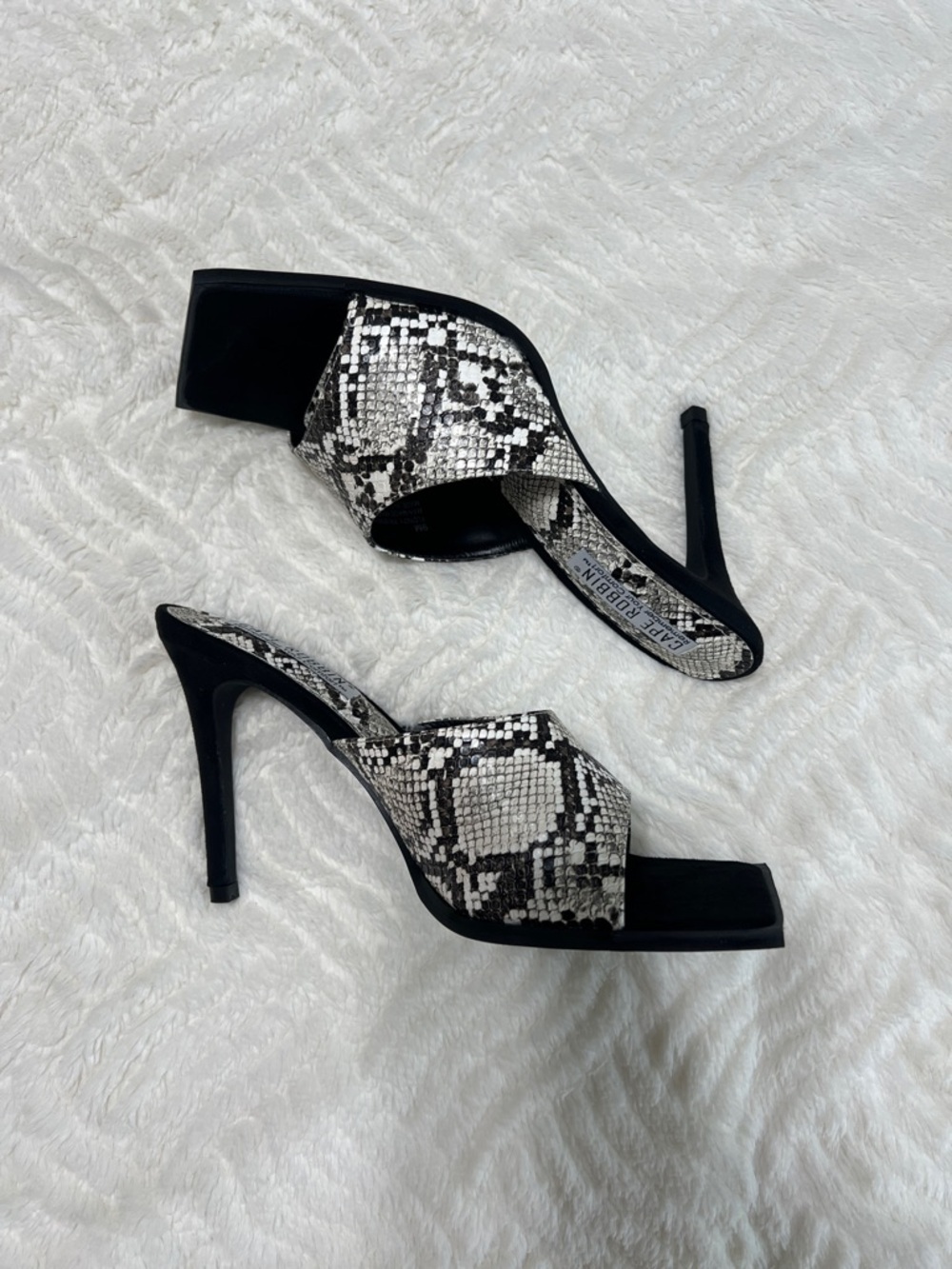 Cape Robbin Tristen Snake Print Mule Heels Square Toe Stiletto Size 9 NIB - Picture 6 of 11